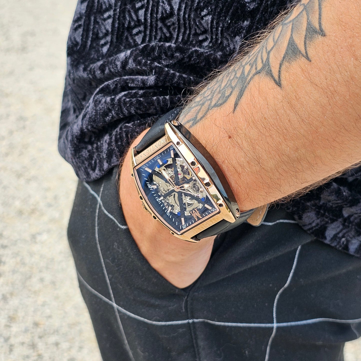 Montre MONTIGNAC Homme Automatique en Cuir Noir MOW201
