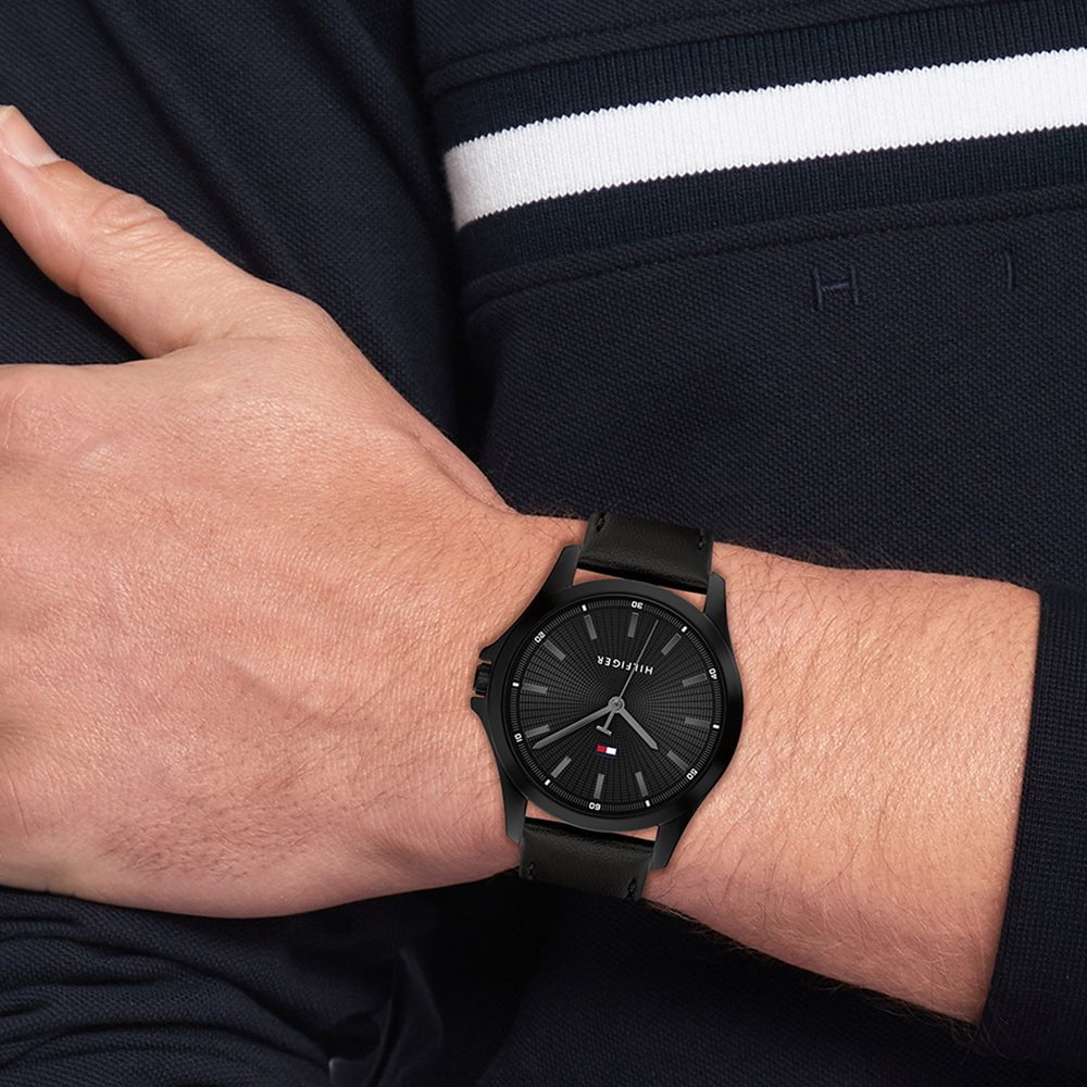 Montre TOMMY HILFIGER Homme Bruce en Cuir Noir 1792190