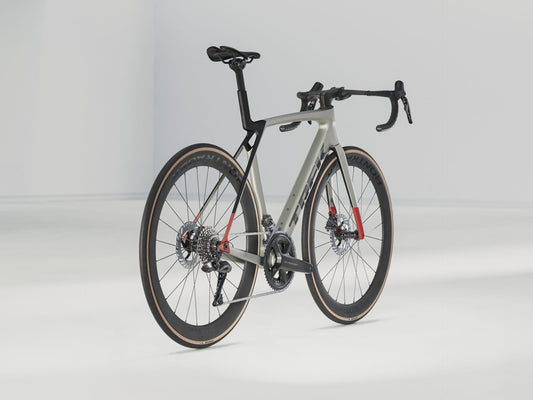 MADONE SL7 8 GEN - Matte Lunar Silver  - TREK