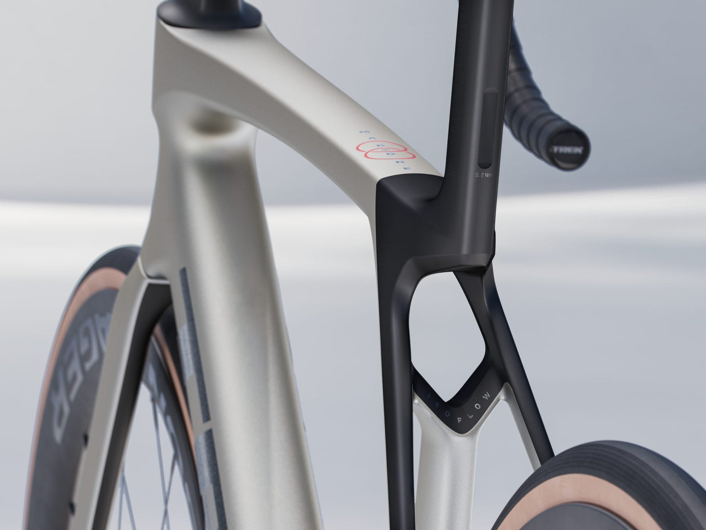 MADONE SL7 8 GEN - Matte Lunar Silver  - TREK