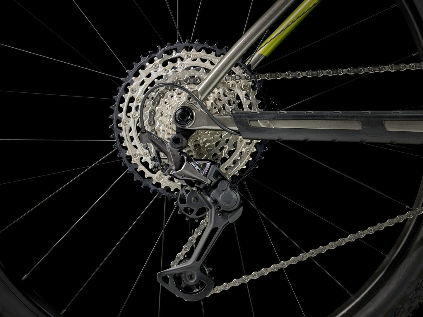VTT PROCALIBER 8 - TREK