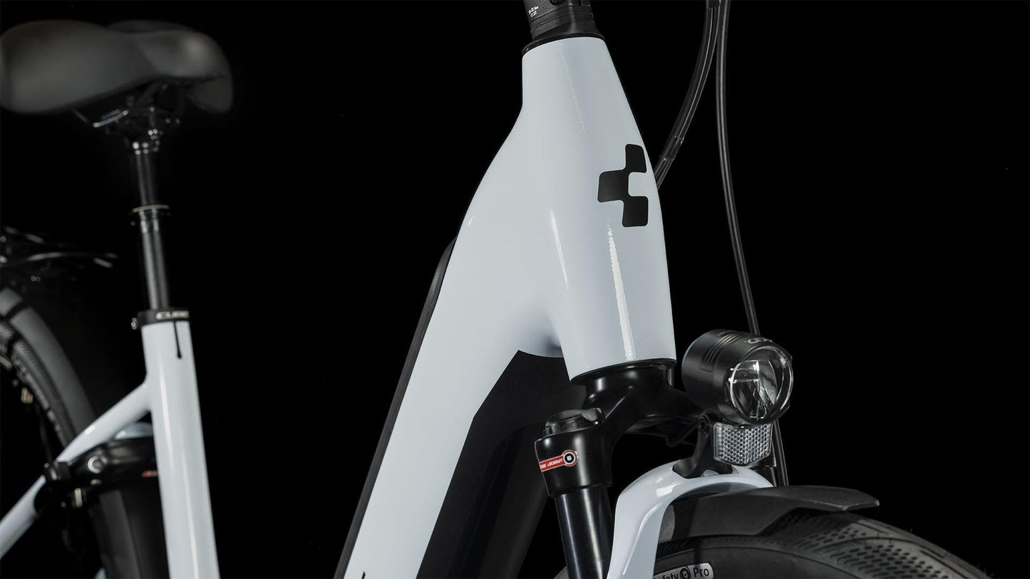 Vélo Cube Supreme RT Hybrid EXC 625