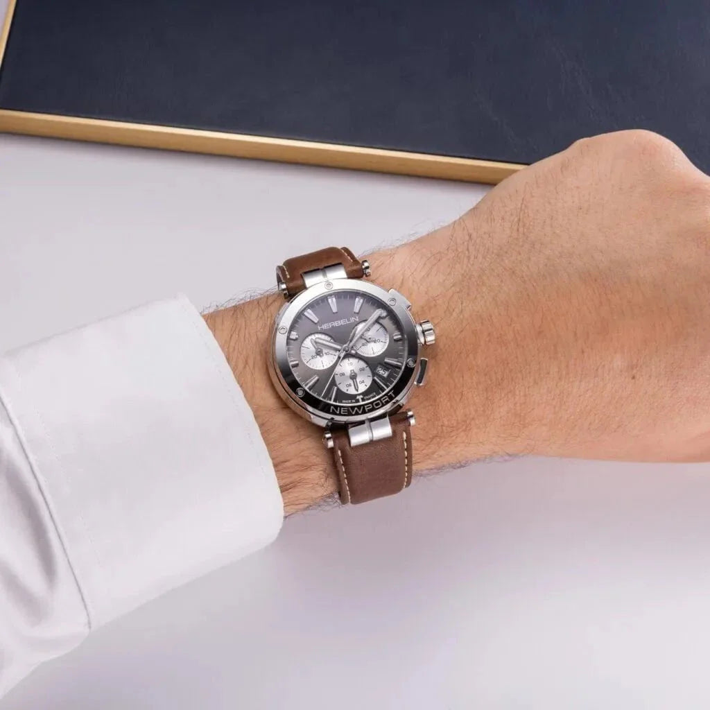 Montre HERBELIN Homme Newport Chronographe en Cuir 37658AP24MA